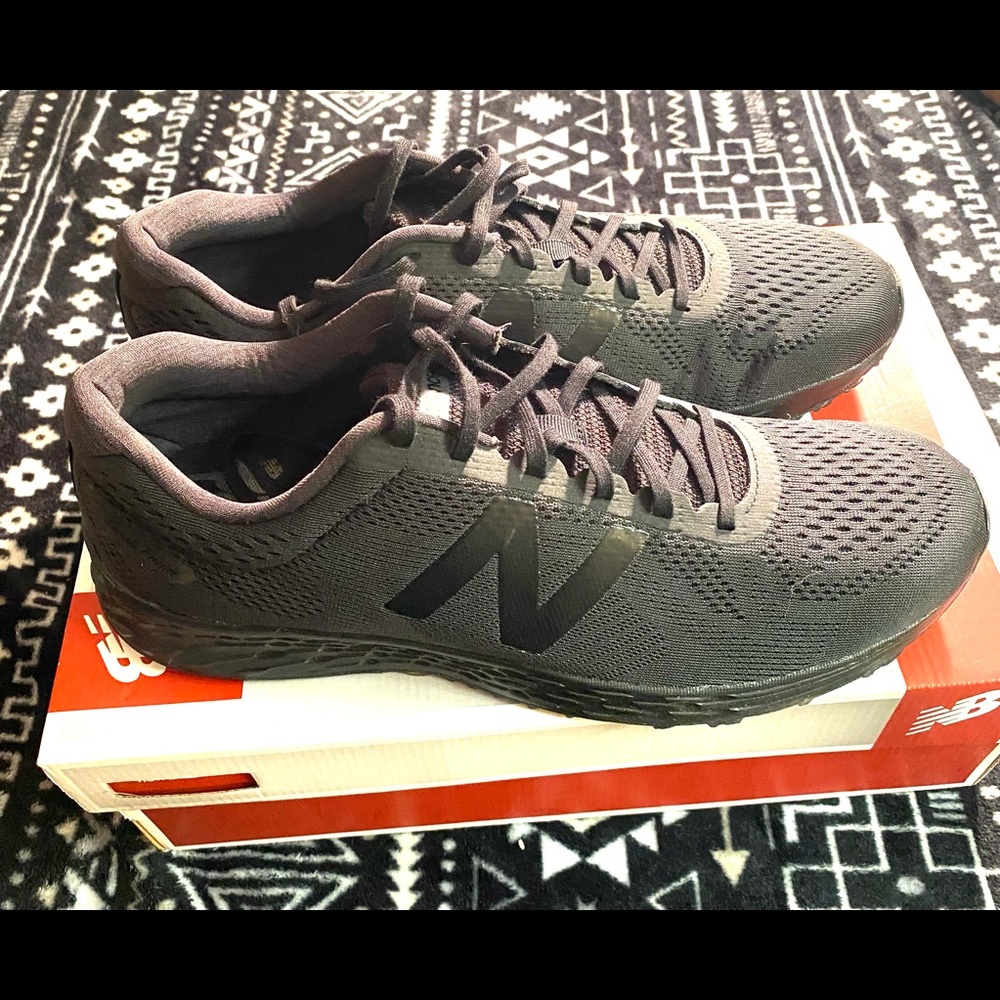 New balance size 13 mens shoe